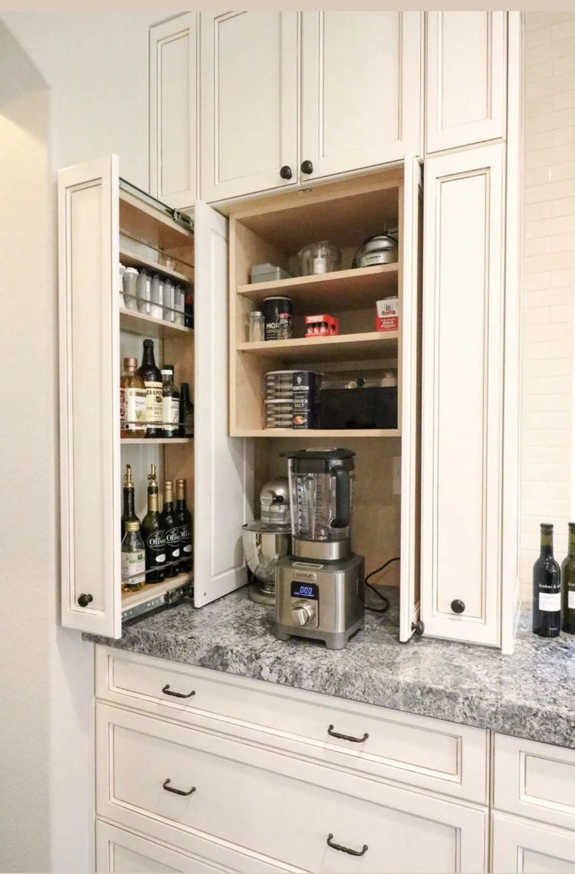 10725 kitchen storage