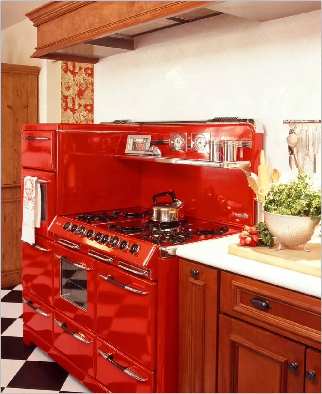 10750 small kitchen bright red