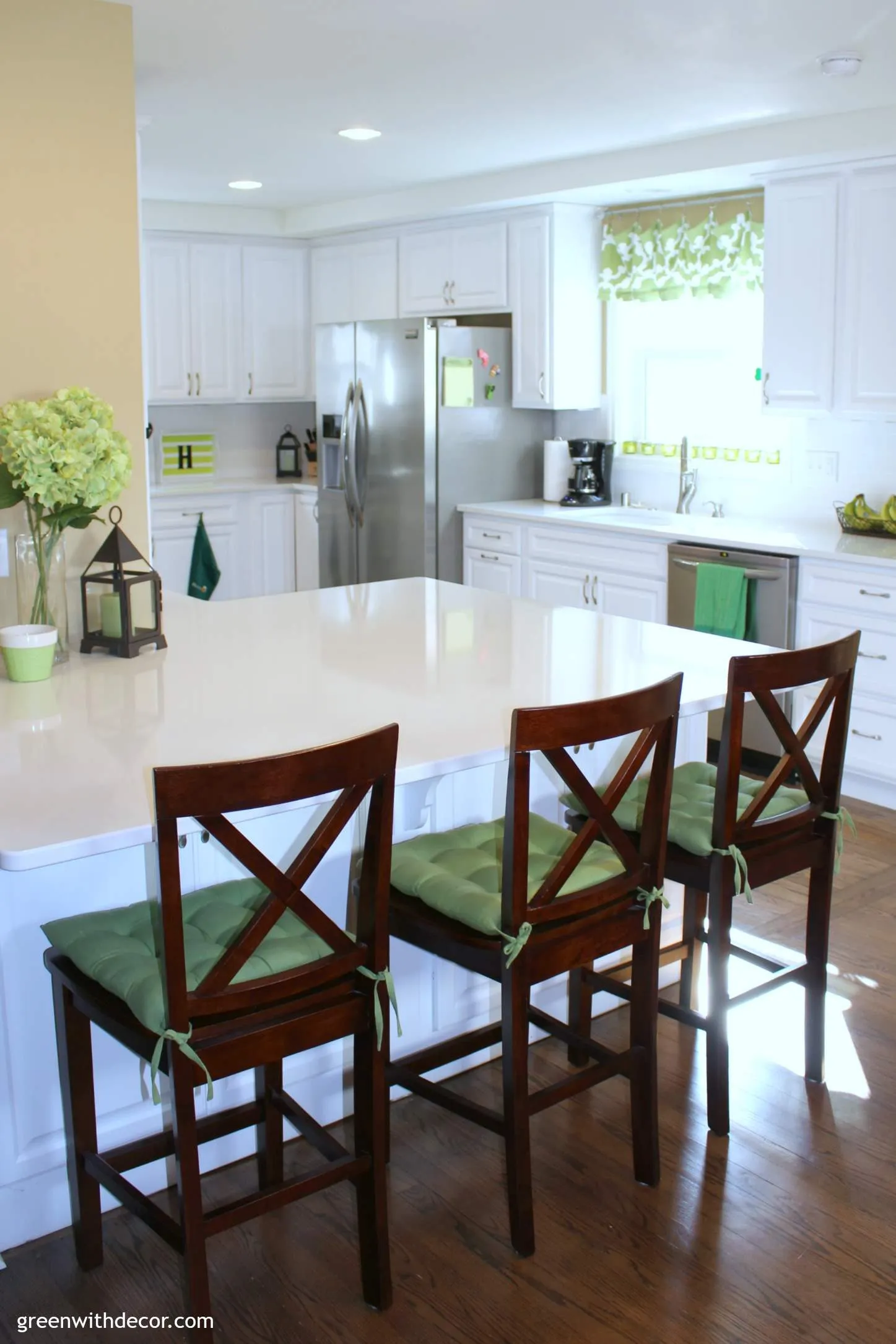 10757 st patricks table