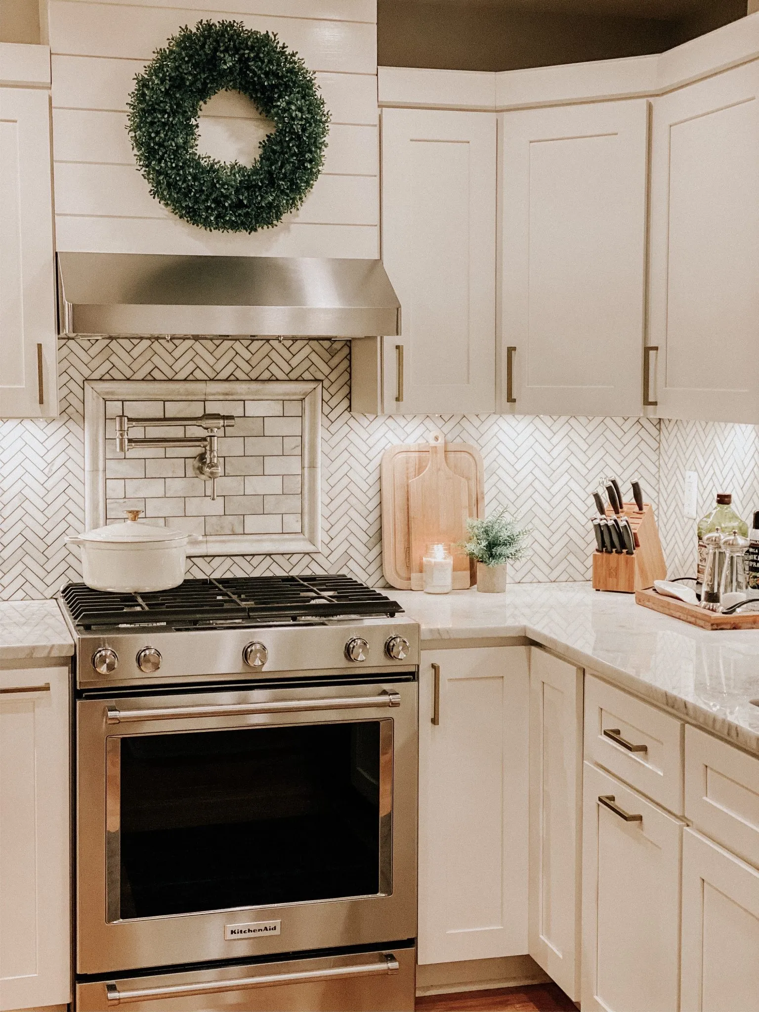 10846 italian kitchen tuscan colors