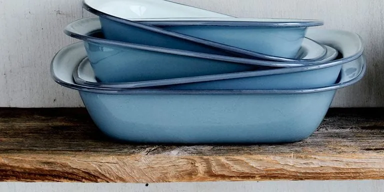 10894 enamelware serving dishes