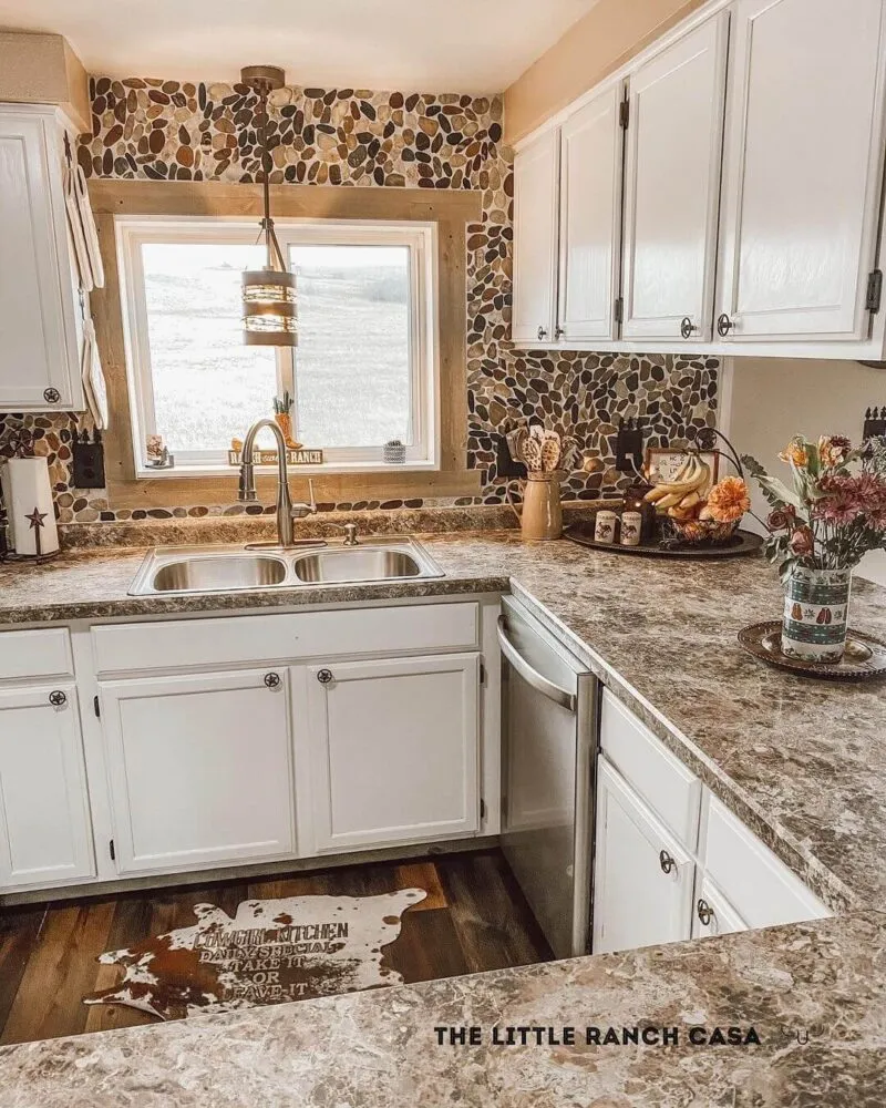 10974 western kitchen overview