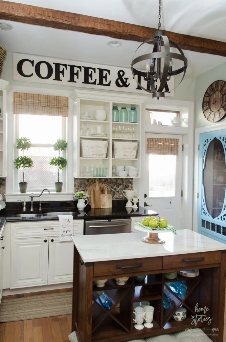 10980 farmhouse kitchen open shelving