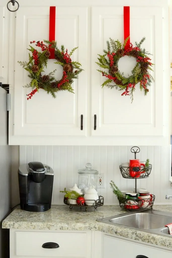 11012 christmas kitchen decor window