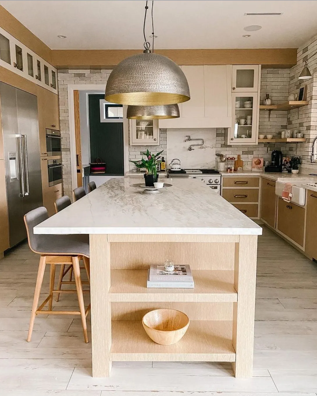 11038 rustic kitchen shelving